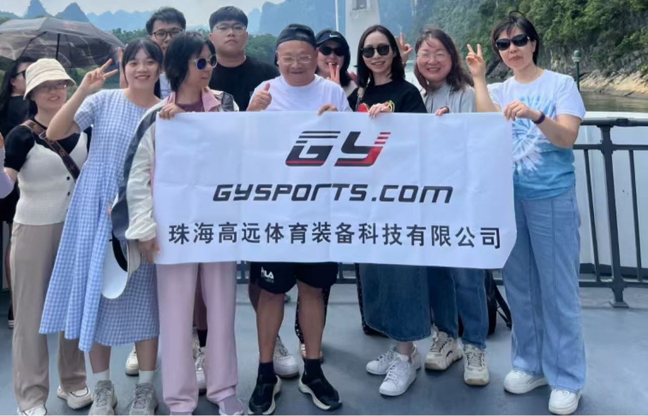 Поездка компании в Гуйлинь и Яншо: захватывающее приключение с живописной красотой, местной кухней и культурными удовольствиями